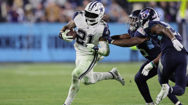 Patriots running back Ezekiel Elliott