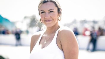 Annie Agar Kills 2 Birds With 1 Stone, Makes Fun Of Trey Lance And Shows Off Tan Lines With Stunning Photos