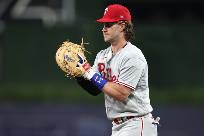 bryce harper shaved his beard