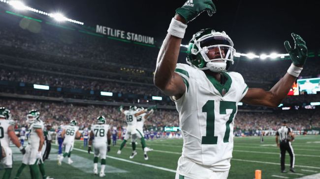 jets wide receiver garrett wilson celebrating a touchdown
