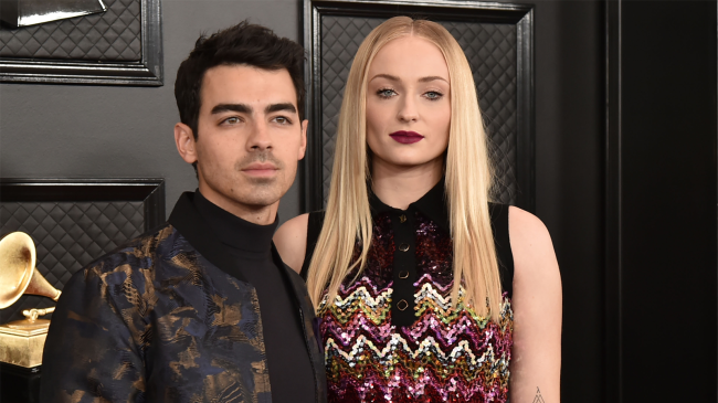 sophie turner joe jonas grammys