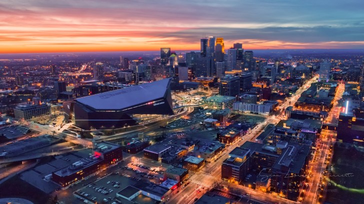 Minneapolis and US Bank Stadium Skyline at dusk