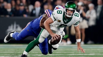 Jets Passed On Insuring Aaron Rodgers Before The Season Costing Them Approximately $20 Million