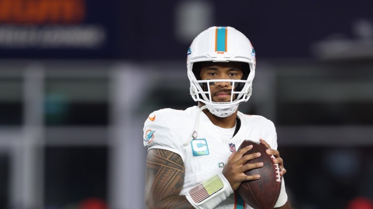 Dolphins QB Tua Tagovailoa