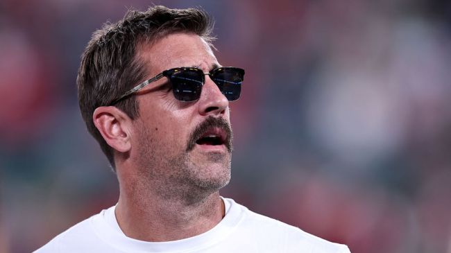 aaron rodgers wearing sunglasses