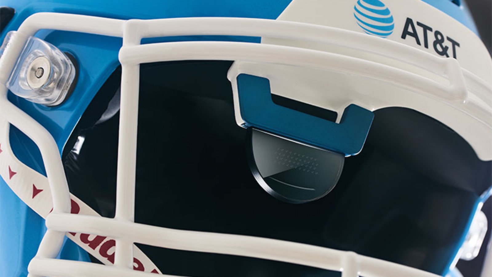 Gallaudet Football augmented reality helmets with AT&T 5G connectivity