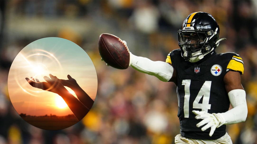 George Pickens Hope Defense Jaguars