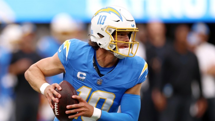 Chargers Qb Justin Herbert