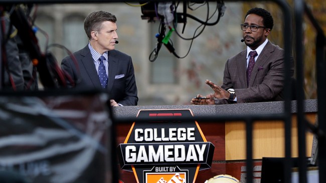 Rece Davis and Desmond Howard on set for College GameDay.