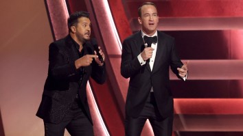 Peyton Manning Uses Taylor Swift To Take Shot At The Jets During CMA; Jets Respond