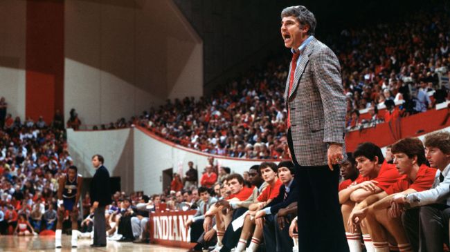 bob knight coaching at indiana