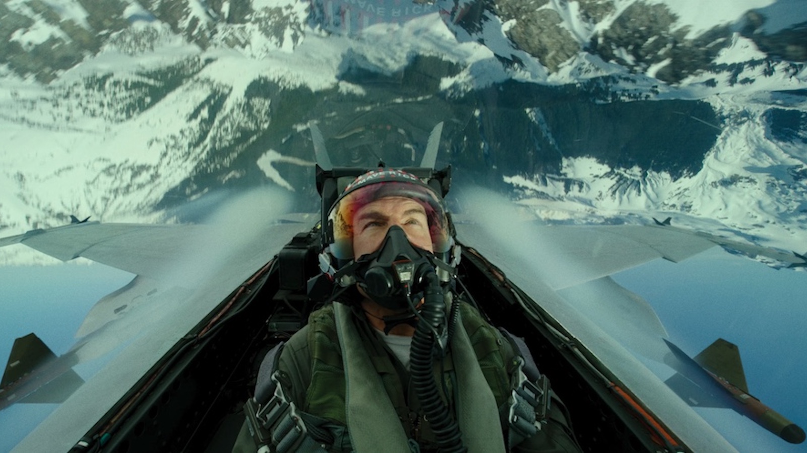 tom cruise flying upside down in top gun maverick
