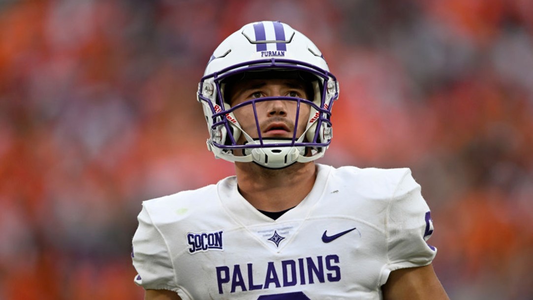 Tyler Huff Montana Furman Football Defense