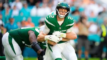 Jets Look Extremely Suspect With Their Handling Of The Zach Wilson Hydration/Concussion Situation