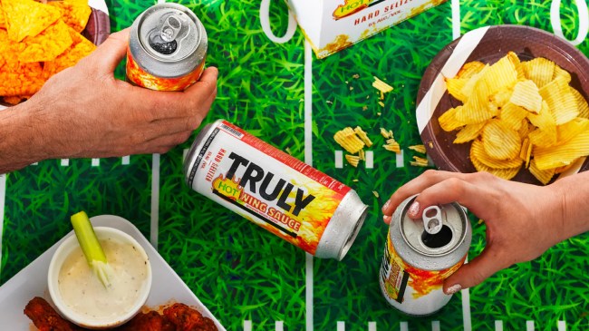 Truly hot wings hard seltzer