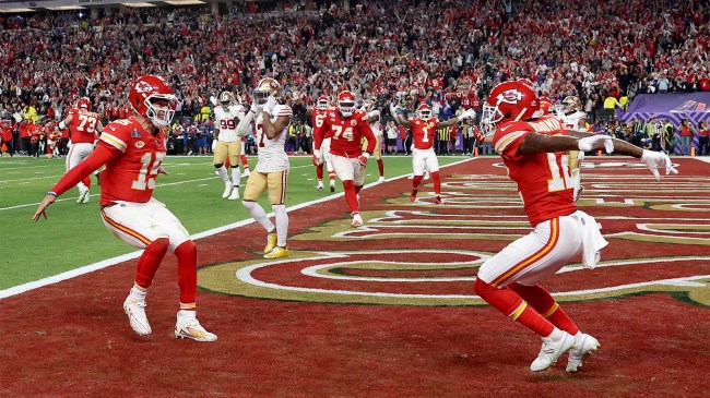 Mecole Hardman celebrates with Patrick Mahomes after game-winning touchdown