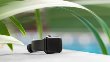 Scuba Diver Has Found More Than 200 Apple Watches At The Bottom Of Lakes