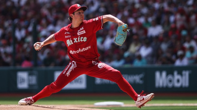 Trevor Bauer pitches against the Yankees.