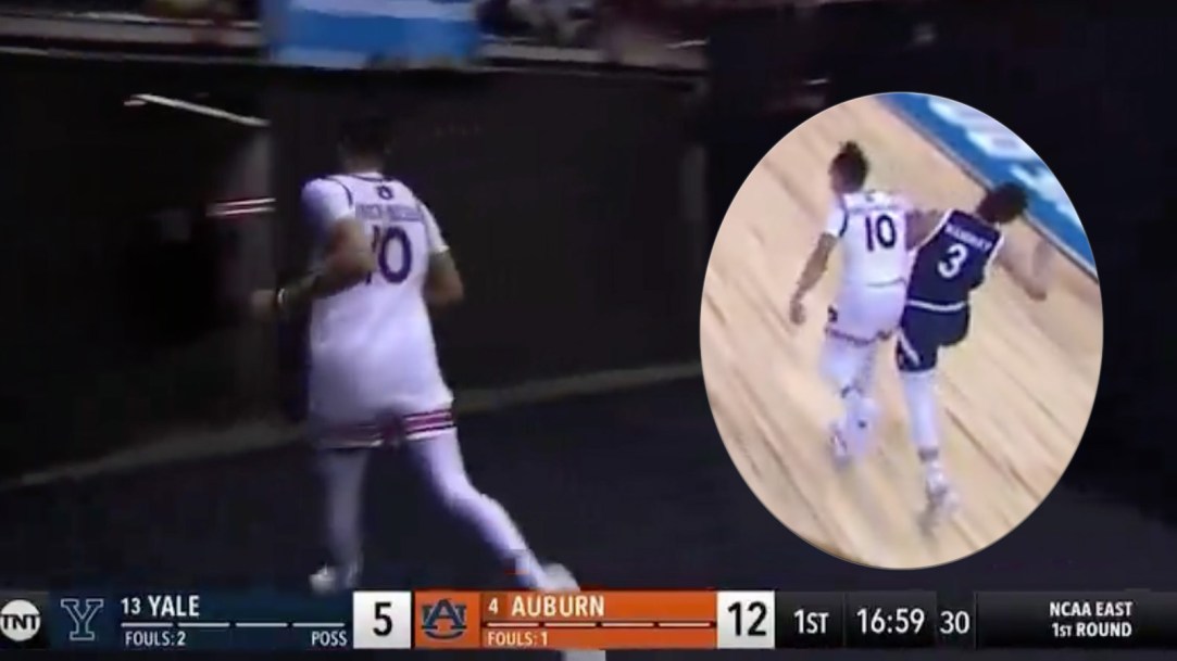 Auburn Ejected Elbow Chad Baker-Mazara
