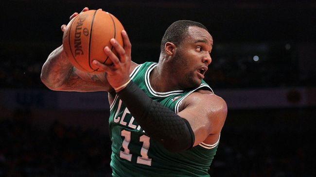 glen big baby davis playing with the celtics