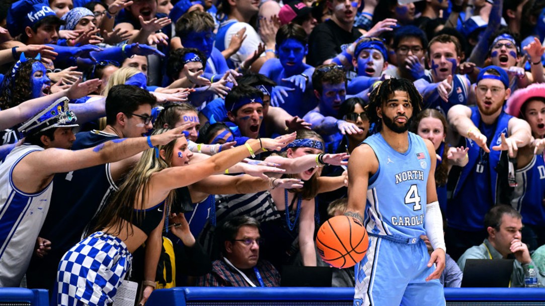 Duke Jon Scheyer Students Apology Throw Drink UNC