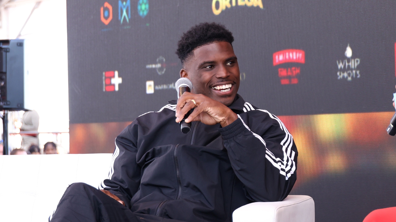 Tyreek Hill discusses Deion Sanders