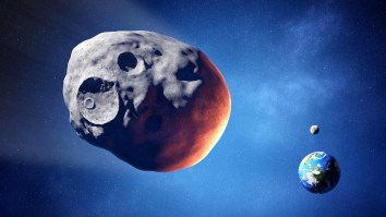 A Giant Asteroid Going Over 40,000 MPH Is Headed Towards Earth