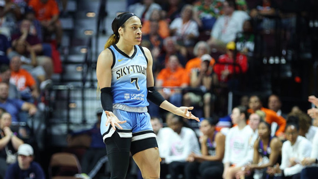 Chennedy Carter Foul Dirty WNBA