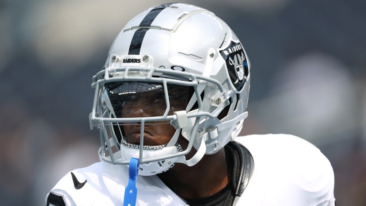 Zamir White