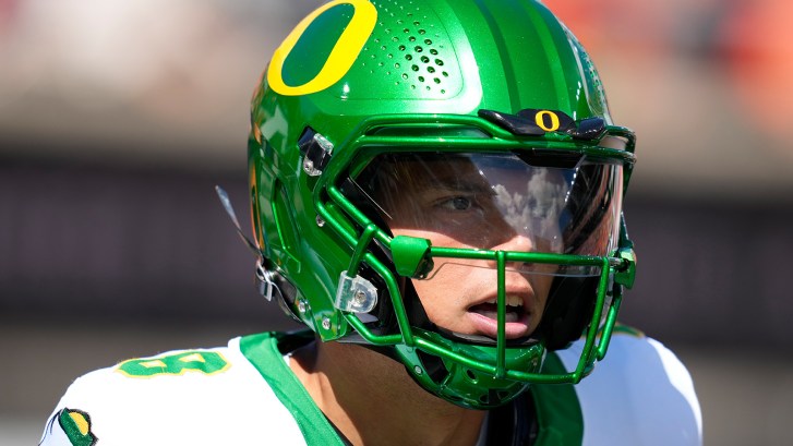 Oregon QB Dillon Gabriel