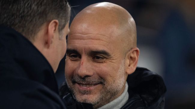 pep guardiola scratch on nose