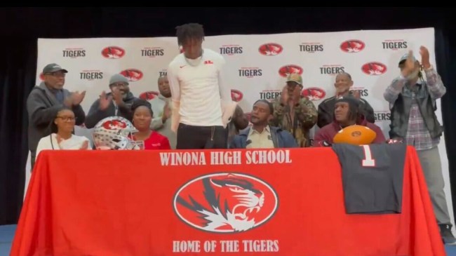 2024 National Signing Day Four-Star linebacker Tyler Lockhart