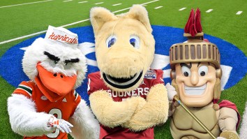 The 9 Teams With Longest Winnings Streaks  In College Football History