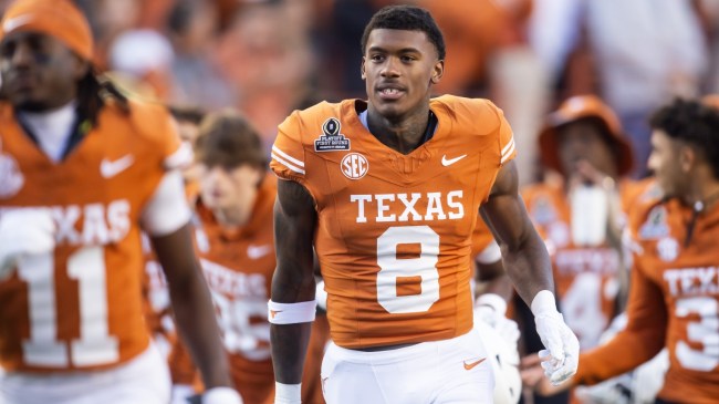 Texas TE Amari Niblack runs off the field.