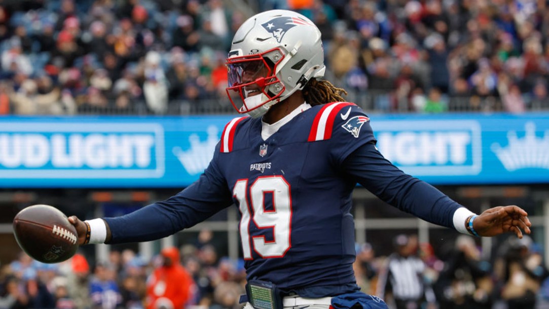 Joe Milton Patriots Hall Of Fame