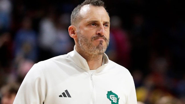 Wisconsin-Green Bay coach Doug Gottlieb