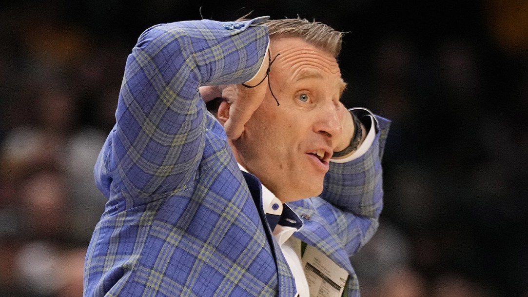 Nate Oats Clipboard Smash Alabama Basketball