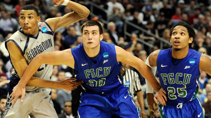 Florida Gulf Coast vs Georgetown in 2013 NCAA Tournament