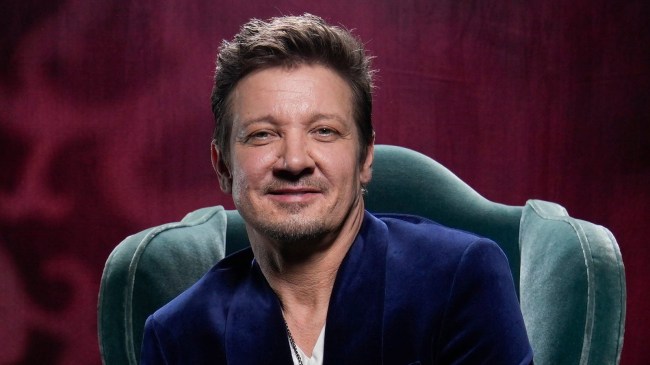 Jeremy-Renner-photographed-backstage-at-the-2024-Peoples-Choice-Awards