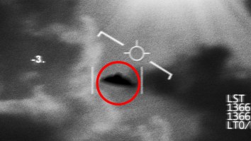 New Navy ‘Tic-Tac’ Footage Shows Four UFOs Emerging From The Ocean