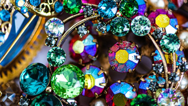 fake-designer-jewelry-counterfeit