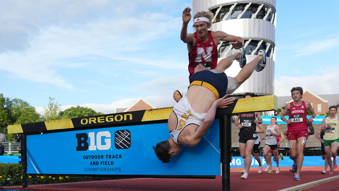 Big Ten Steeplechase Crash Fall