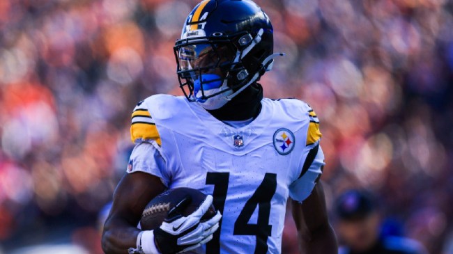 George Pickens on the field for the Pittsburgh Steelers