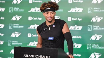 New York Jets Quarterback Justin Fields Reportedly Lighting It Up At Minicamp As Post-Aaron Rodgers Era Begins