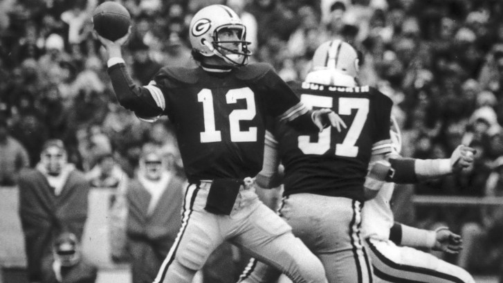 Green Bay Packers quarterback Lynn Dickey