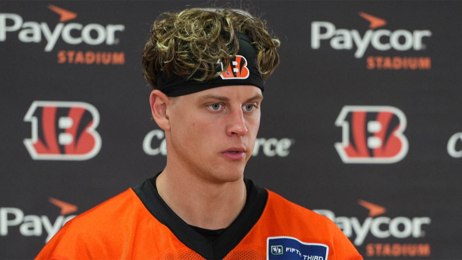 Cincinnati-Bengals-Joe-Burrow-speaks-at-a-press-conference