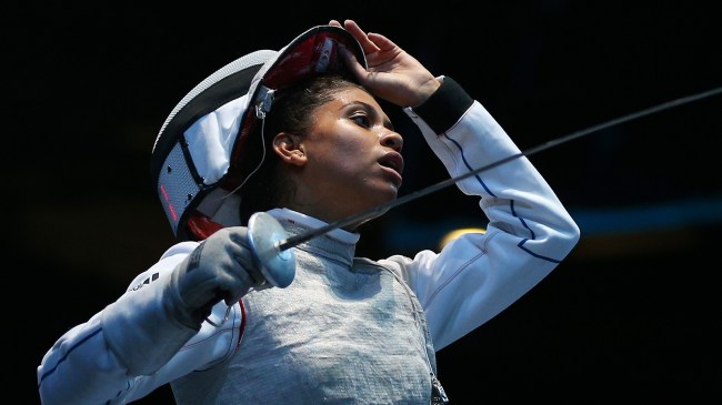 Fencer Ysaora Thibus