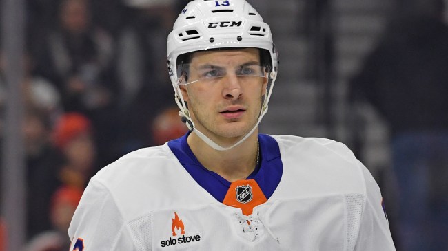 Islanders forward Mathew Barzal