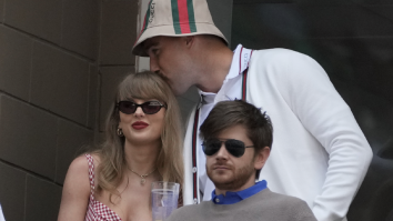 Taylor Swift’s Engagement Ring Likely Worth $1 Million, According To Diamond Experts