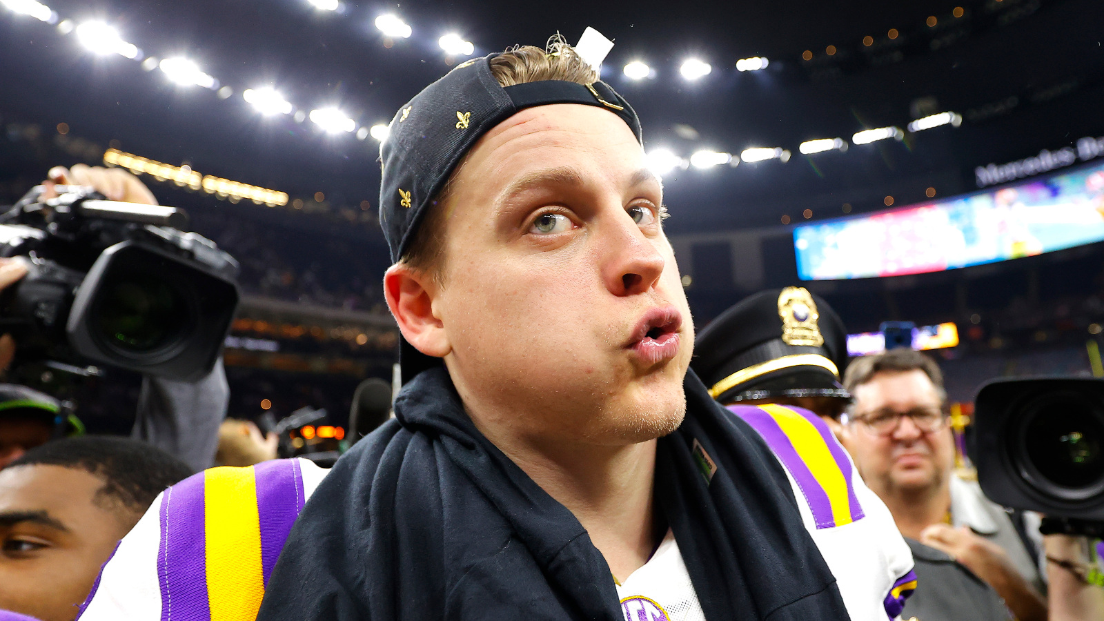 Joe Burrow wins LSU National Championship after 4th best season by a college football quarterback according to QBR